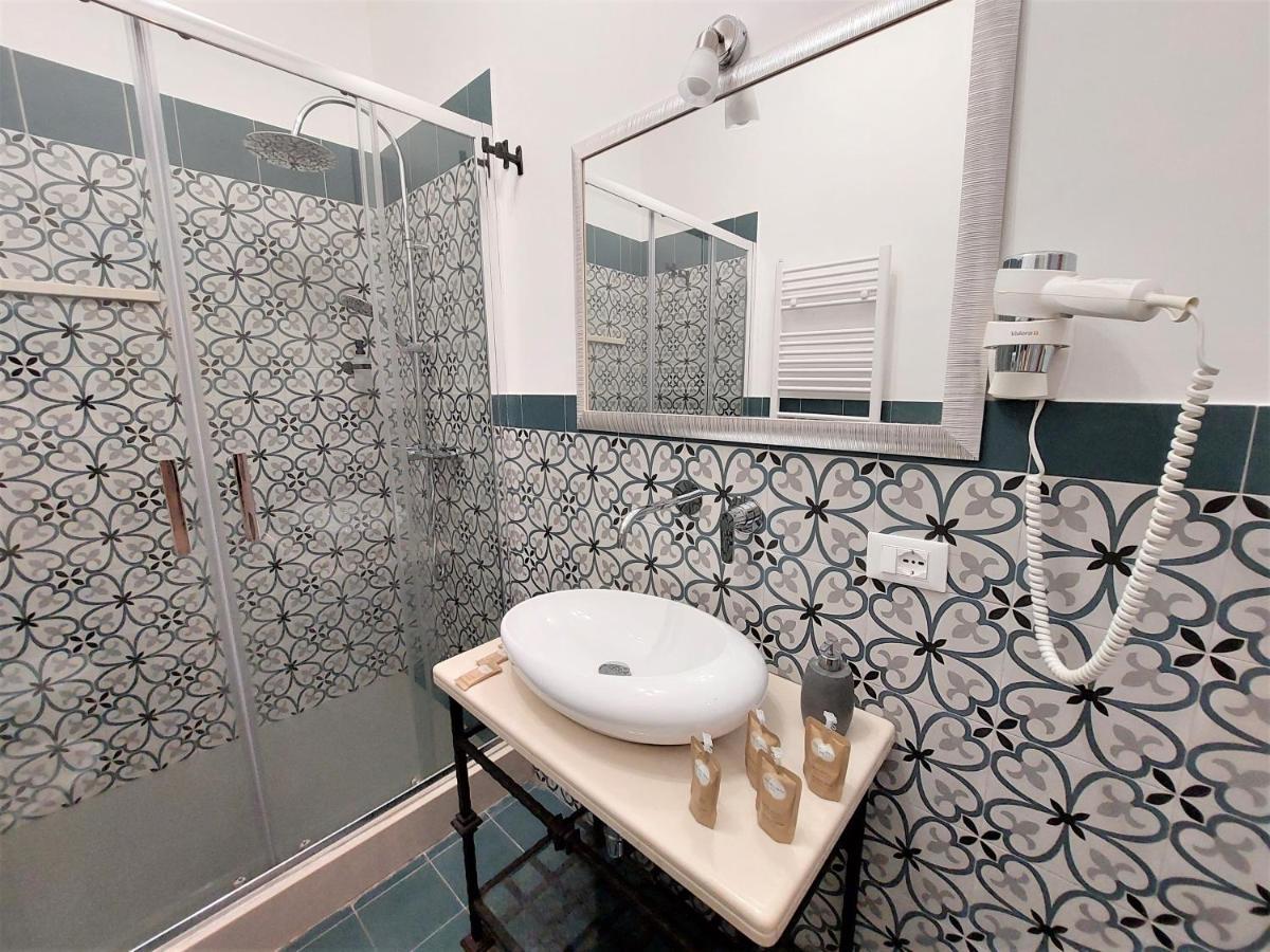 Leone Apartments パレルモ エクステリア 写真
