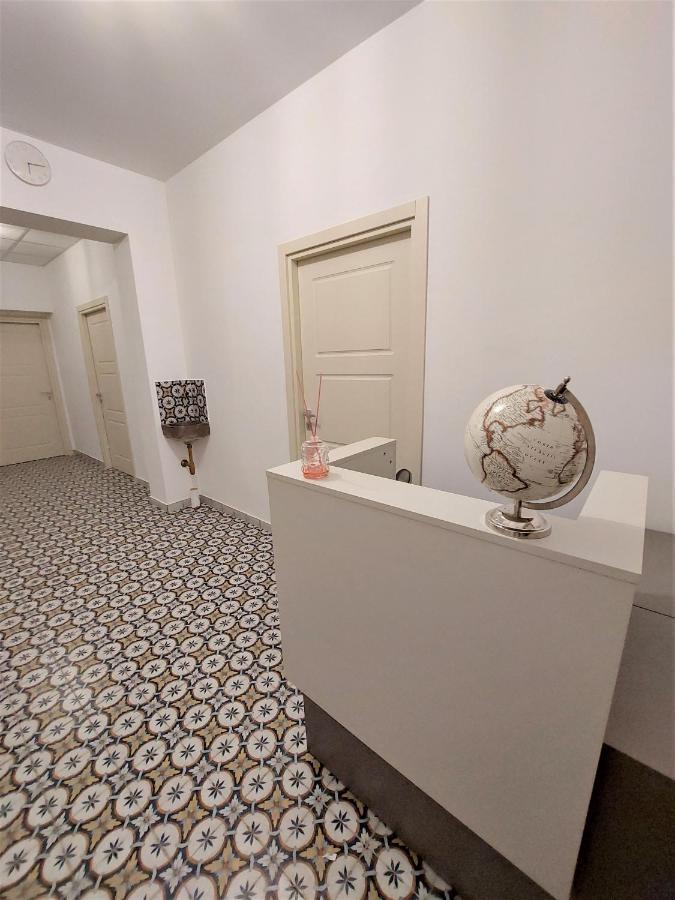 Leone Apartments パレルモ エクステリア 写真